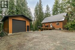 7268 Estate Place  Anglemont, BC V0E 1M8