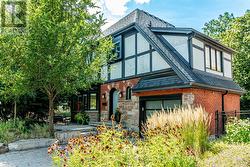 3 OAKWOOD PLACE  Hamilton, ON L8S 4C9