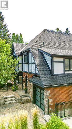 3 Oakwood Place, Hamilton, ON - Outdoor