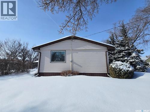 503 Edmonton Street, Broadview, SK - Outdoor