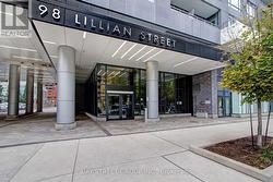 1713 - 98 LILLIAN STREET  Toronto, ON M4S 0A5