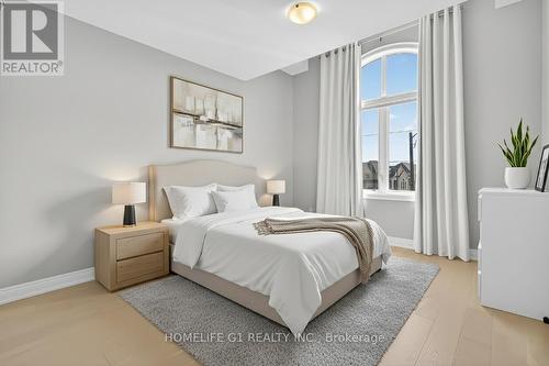 70 Appleyard Avenue, Vaughan, ON - Indoor Photo Showing Bedroom