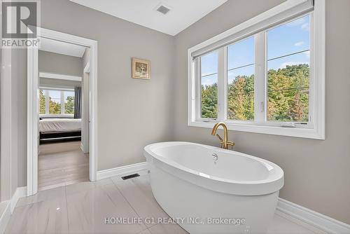 70 Appleyard Avenue, Vaughan, ON - Indoor Photo Showing Bathroom