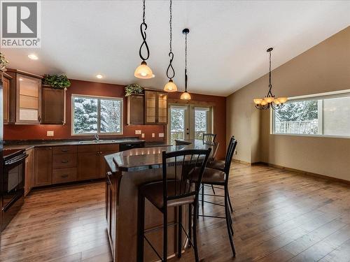 1532 Emerald Crescent, Castlegar, BC - Indoor