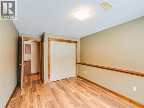 1532 Emerald Crescent, Castlegar, BC - Indoor Photo Showing Other Room