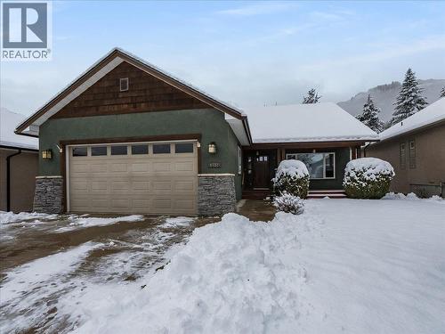 1532 Emerald Crescent, Castlegar, BC - Outdoor