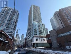 2002 - 33 HELENDALE AVENUE  Toronto, ON M4R 0A4