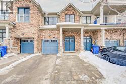 122 CHESSINGTON AVENUE  East Gwillimbury, ON L9N 0R6