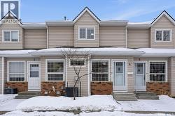 4 102 Willow STREET  Saskatoon, SK S7J 0C2
