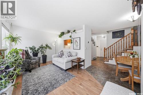 4 102 Willow Street, Saskatoon, SK - Indoor