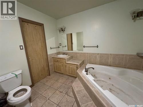17 Patricia Drive, Coronach, SK - Indoor Photo Showing Bathroom
