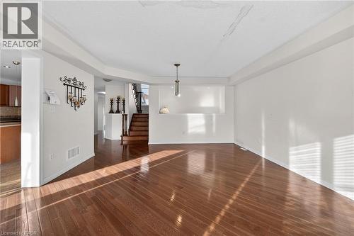 3175 Bunkerhill Place, Burlington, ON - Indoor Photo Showing Other Room