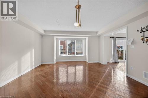 3175 Bunkerhill Place, Burlington, ON - Indoor Photo Showing Other Room