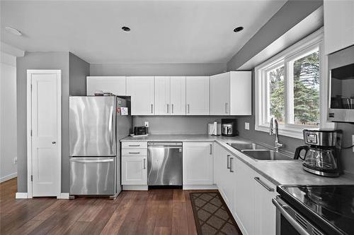 87 Leeds Ave, Winnipeg, MB 