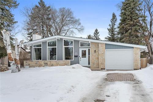 87 Leeds Ave, Winnipeg, MB 
