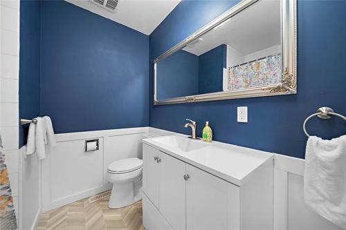 87 Leeds Ave, Winnipeg, MB 