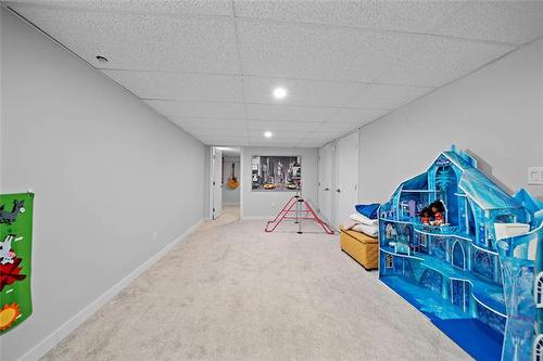 87 Leeds Ave, Winnipeg, MB 