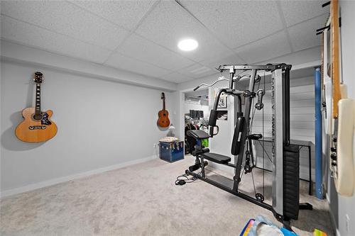 87 Leeds Ave, Winnipeg, MB 