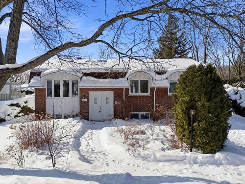 1053 Rue Galinée  Saint-Bruno-De-Montarville, QC J3V 3W5