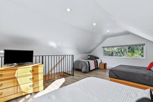 Chambre à coucher - 2237 Ch. Principal, Saint-Mathieu-Du-Parc, QC - Indoor Photo Showing Bedroom