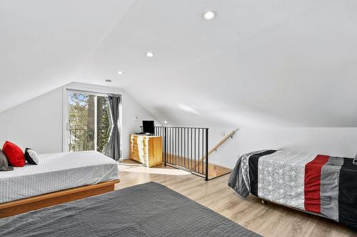 Chambre à coucher - 2237 Ch. Principal, Saint-Mathieu-Du-Parc, QC - Indoor Photo Showing Bedroom