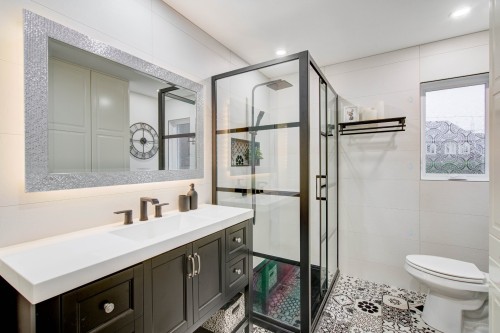 Salle de bains - 25 Rue Carrier, Saint-Mathieu-De-Beloeil, QC - Indoor Photo Showing Bathroom