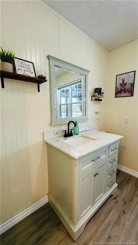 25 Johnston Rd, Lansdowne, NB 