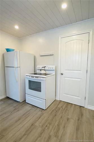 25 Johnston Rd, Lansdowne, NB 