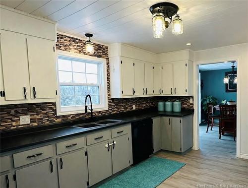 25 Johnston Rd, Lansdowne, NB 