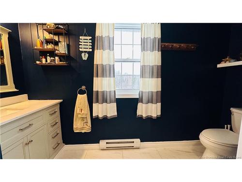 25 Johnston Rd, Lansdowne, NB 