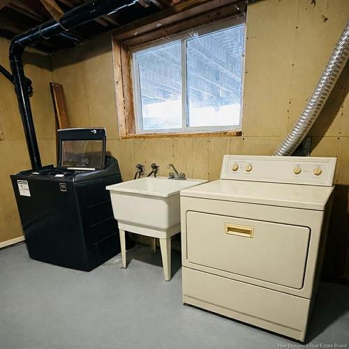 25 Johnston Rd, Lansdowne, NB 