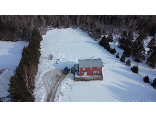 25 Johnston Rd, Lansdowne, NB 