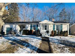 17 Porter ST  Saint Stephen, NB E3L 2M8