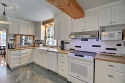 Kitchen - 