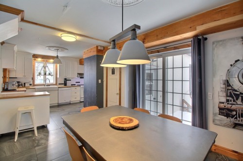 Vue d'ensemble - 808 1Re Avenue, Val-D'Or, QC - Indoor