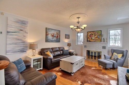 Salon - 808 1Re Avenue, Val-D'Or, QC - Indoor Photo Showing Living Room With Fireplace