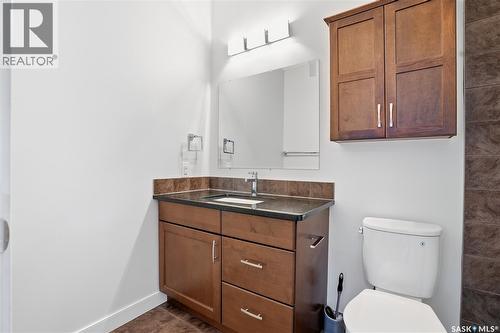 255 Werschner Crescent, Saskatoon, SK - Indoor Photo Showing Bathroom