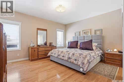 110 Brookshire Crescent, Saskatoon, SK - Indoor Photo Showing Bedroom