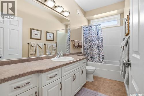 110 Brookshire Crescent, Saskatoon, SK - Indoor Photo Showing Bathroom