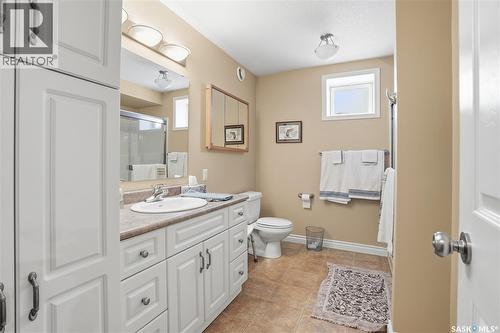 110 Brookshire Crescent, Saskatoon, SK - Indoor Photo Showing Bathroom