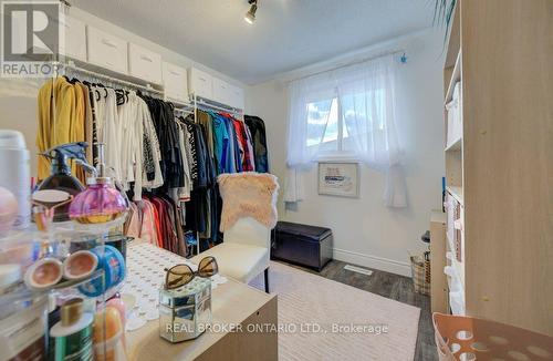 34 Willow Green Court, Kitchener, ON - Indoor With Storage