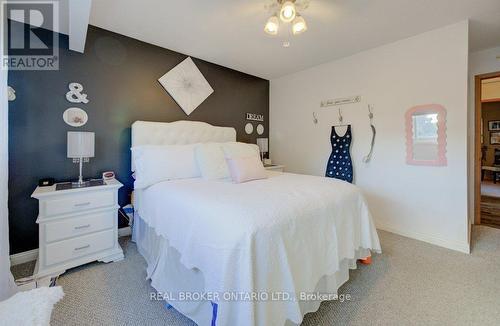34 Willow Green Court, Kitchener, ON - Indoor Photo Showing Bedroom