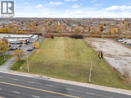 10982 Tecumseh Road East, Windsor, ON 