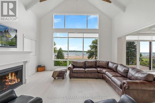 326 Tiny Beaches Road S, Tiny, ON - Indoor Photo Showing Living Room With Fireplace
