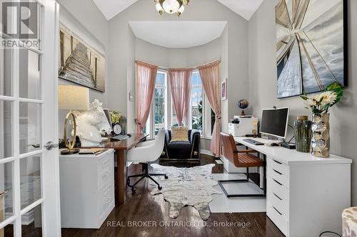 39 Pinebrook Circle, Caledon, ON - Indoor Photo Showing Office