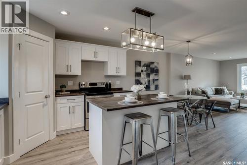 133 E Avenue S, Saskatoon, SK - Indoor Photo Showing Kitchen