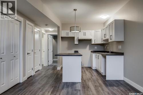 133 E Avenue S, Saskatoon, SK - Indoor Photo Showing Kitchen