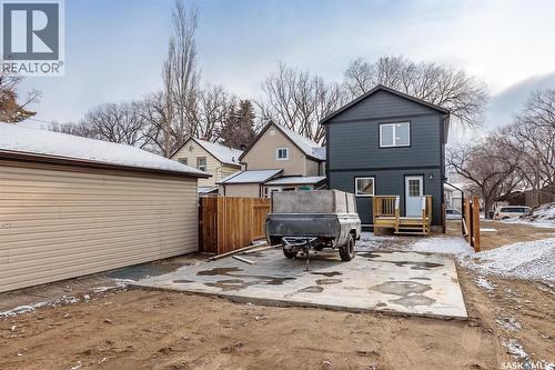 133 E Avenue S, Saskatoon, SK - Outdoor