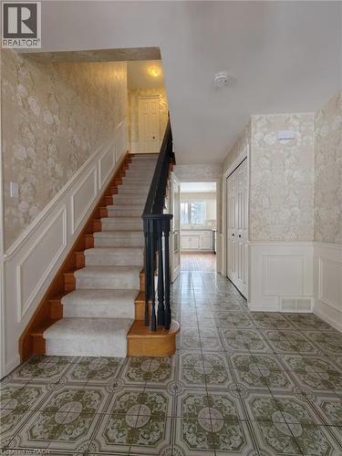 362 Pommel Gate Crescent, Waterloo, ON - Indoor Photo Showing Other Room