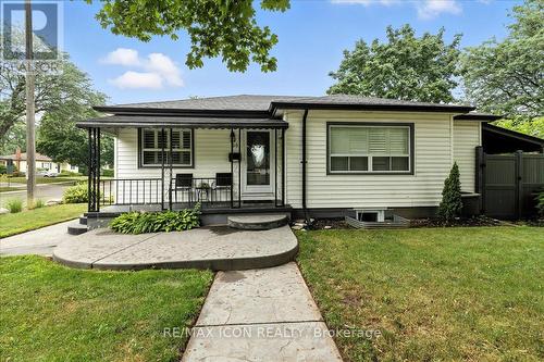 50 GROVE CRESCENT  Brantford, ON N3R 4Y6